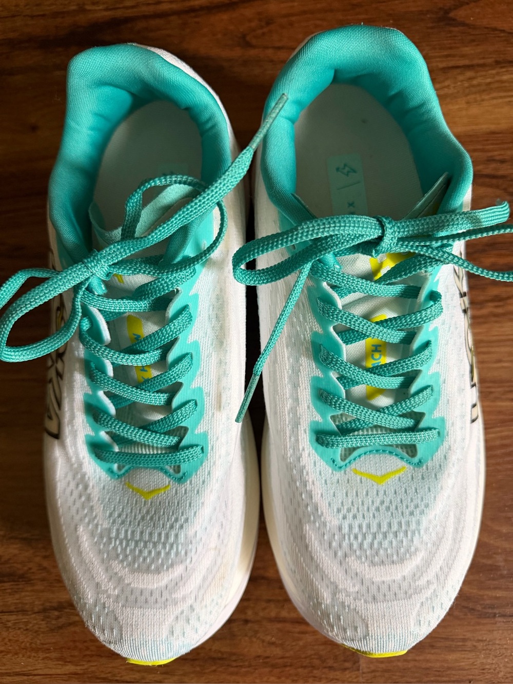 Hoka Women’s One One Running Shoes - White with Teal Accents Size 8 runs large - Picture 9 of 9